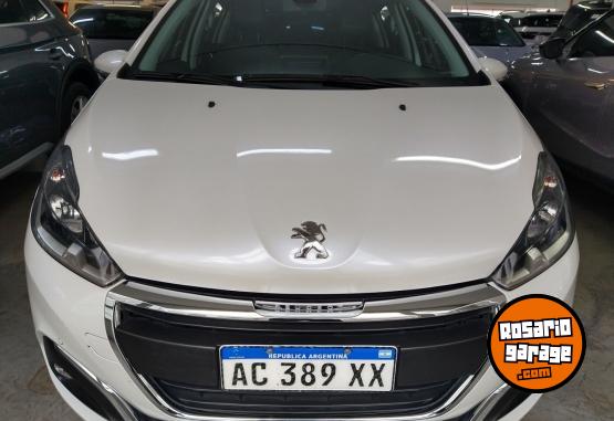 Autos - Peugeot 208 Feline 5p 2018 Nafta 80300Km - En Venta