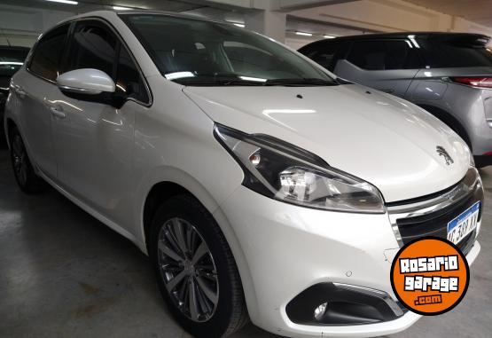 Autos - Peugeot 208 Feline 5p 2018 Nafta 80300Km - En Venta