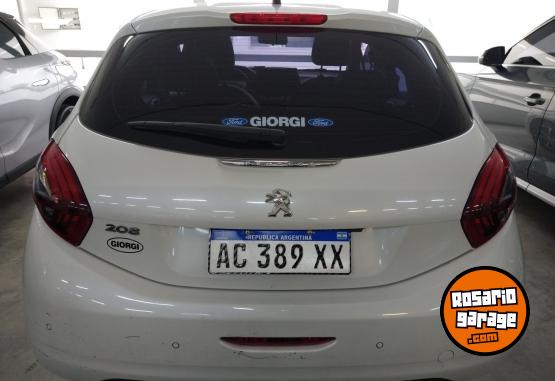 Autos - Peugeot 208 Feline 5p 2018 Nafta 80300Km - En Venta
