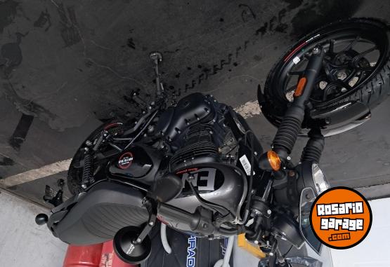 Motos - Royal Enfield HNTR 350 2024 Nafta 13000Km - En Venta