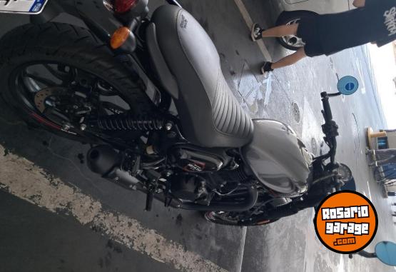 Motos - Royal Enfield HNTR 350 2024 Nafta 13000Km - En Venta