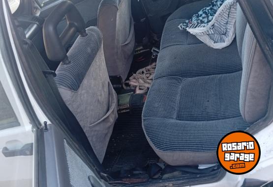 Autos - Fiat Uno 1994 GNC 300000Km - En Venta