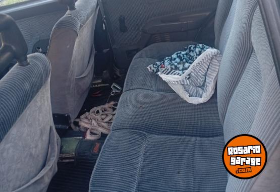 Autos - Fiat Uno 1994 GNC 300000Km - En Venta