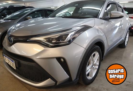 Autos - Toyota C-HR 1.8 SEG 2022 Electrico / Hibrido 88000Km - En Venta