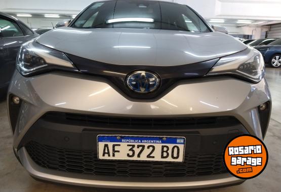 Autos - Toyota C-HR 1.8 SEG 2022 Electrico / Hibrido 88000Km - En Venta