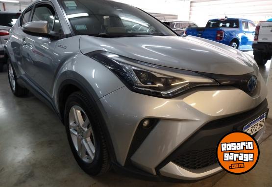Autos - Toyota C-HR 1.8 SEG 2022 Electrico / Hibrido 88000Km - En Venta