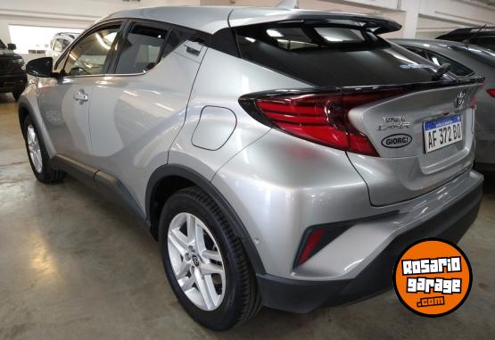 Autos - Toyota C-HR 1.8 SEG 2022 Electrico / Hibrido 88000Km - En Venta