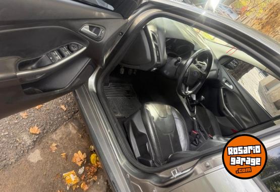 Autos - Ford Focus se plus 2015 Nafta 120000Km - En Venta