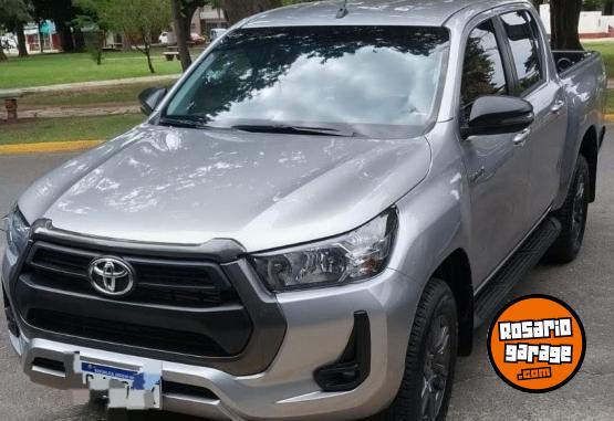 Camionetas - Toyota HILUX SR 2024 Diesel 20000Km - En Venta