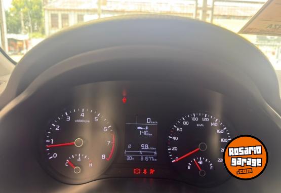 Autos - Kia RIO 1.6 SE 2018 Nafta 81577Km - En Venta