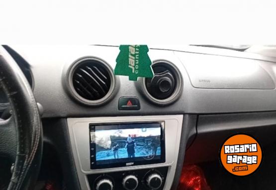 Autos - Volkswagen Voyage confor 2010 GNC 210000Km - En Venta