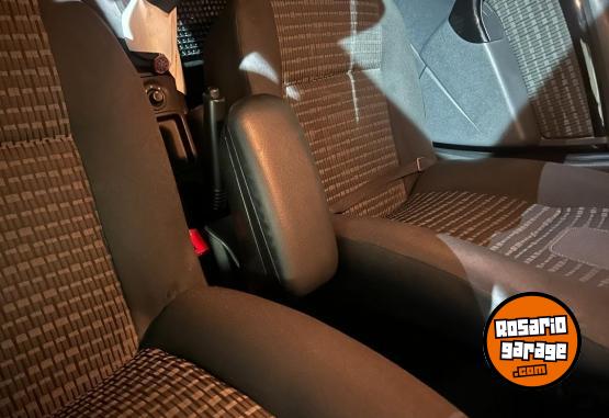 Autos - Renault Sandero Privilege Nav 2013 Nafta 140000Km - En Venta