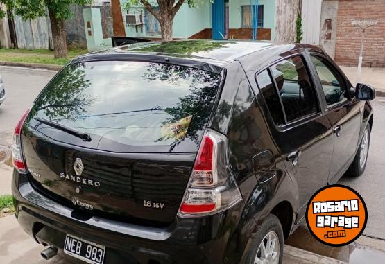 Autos - Renault Sandero Privilege Nav 2013 Nafta 140000Km - En Venta