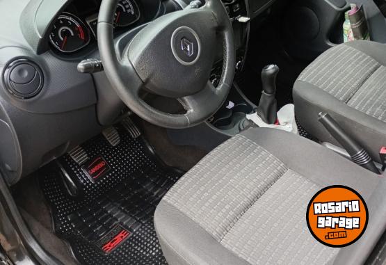 Autos - Renault Sandero Privilege Nav 2013 Nafta 140000Km - En Venta