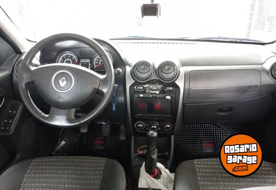 Autos - Renault Sandero Privilege Nav 2013 Nafta 140000Km - En Venta