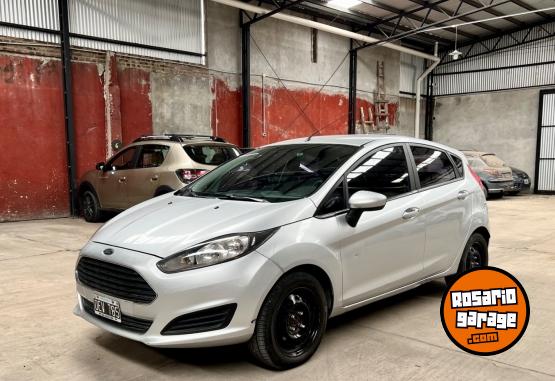 Autos - Ford Fiesta 2014 Nafta 180000Km - En Venta