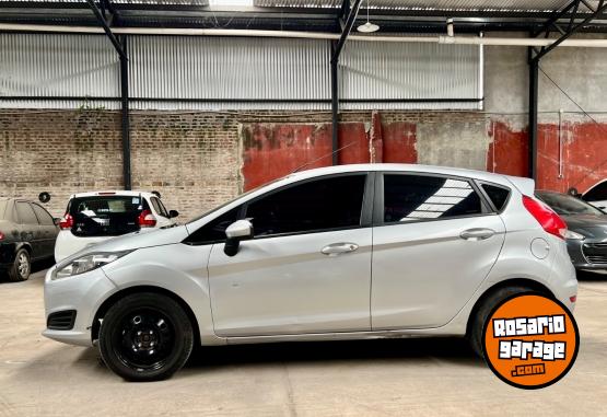 Autos - Ford Fiesta 2014 Nafta 180000Km - En Venta