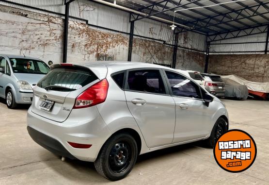 Autos - Ford Fiesta 2014 Nafta 180000Km - En Venta
