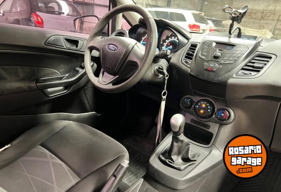 Autos - Ford Fiesta 2014 Nafta 180000Km - En Venta