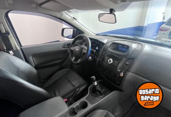 Camionetas - Ford RANGER 2014 Diesel 200000Km - En Venta
