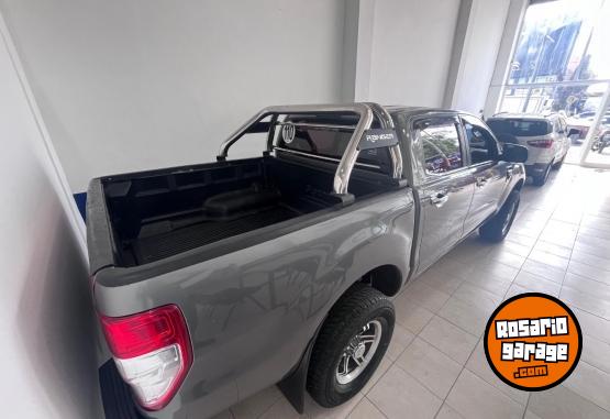 Camionetas - Ford RANGER 2014 Diesel 200000Km - En Venta