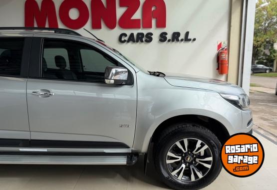 Camionetas - Chevrolet S10 LTZ 2019 Diesel 131000Km - En Venta