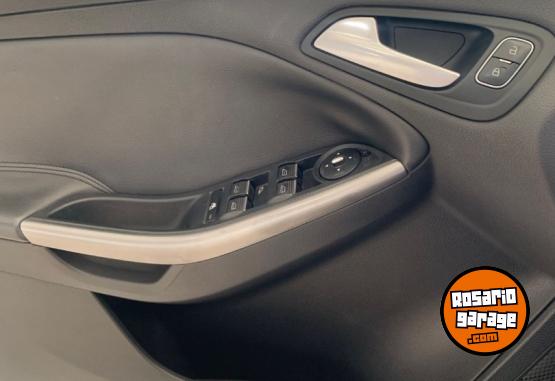 Autos - Ford FOCUS 3 SE PLUS 2016 Nafta 90000Km - En Venta