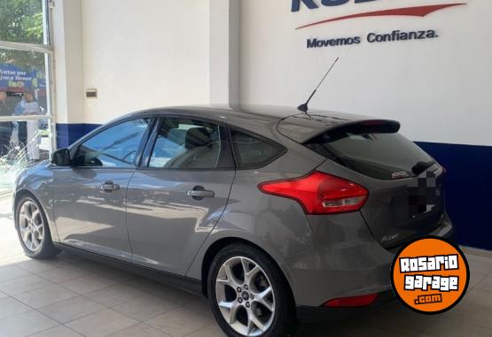 Autos - Ford FOCUS 3 SE PLUS 2016 Nafta 90000Km - En Venta