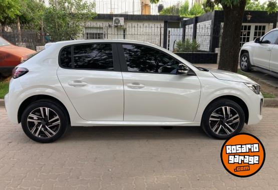 Autos - Peugeot Peugeot 208 allure pk 2024 Nafta 13000Km - En Venta