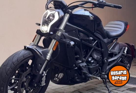 Motos - Benelli 502c 2021 Nafta 18500Km - En Venta