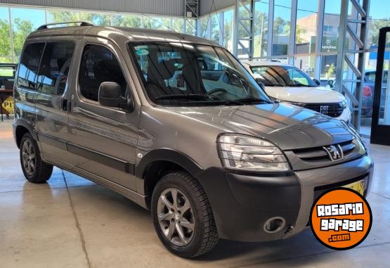 Utilitarios - Peugeot PATNER PATAGONICA 2021 GNC 134500Km - En Venta