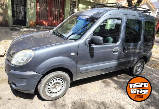 Utilitarios - Renault Kangoo 2017 GNC 178000Km - En Venta