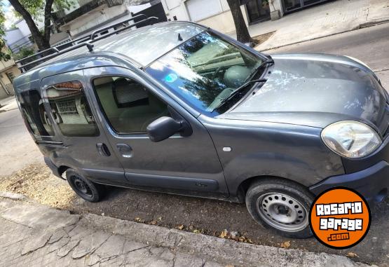 Utilitarios - Renault Kangoo 2017 GNC 178000Km - En Venta