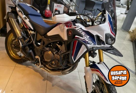 Motos - Honda AFRICA TWIN 2017 Nafta 36570Km - En Venta