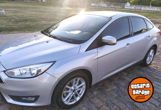 Autos - Ford Focus 1.6 2016 Nafta 135000Km - En Venta