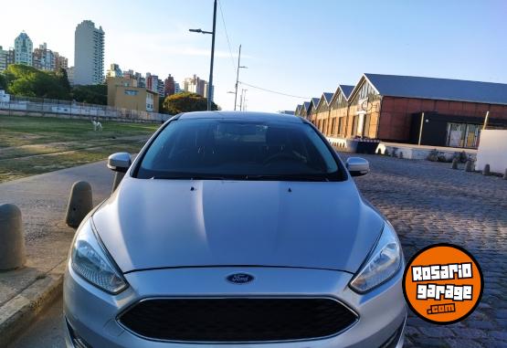 Autos - Ford Focus 1.6 2016 Nafta 135000Km - En Venta