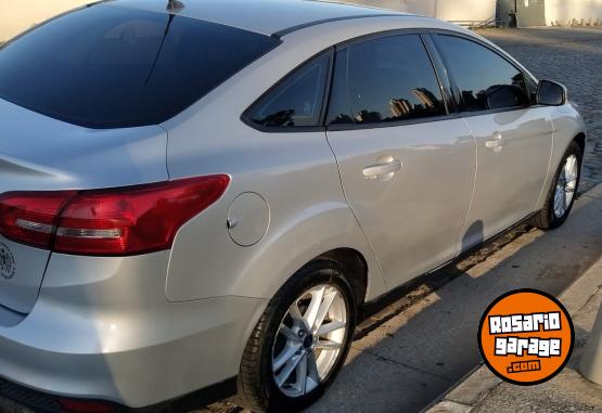 Autos - Ford Focus 1.6 2016 Nafta 135000Km - En Venta