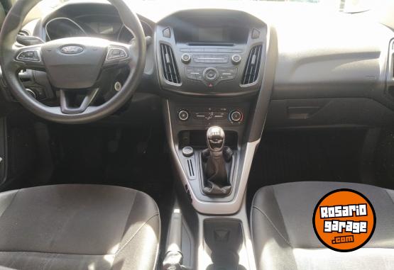 Autos - Ford Focus 1.6 2016 Nafta 135000Km - En Venta