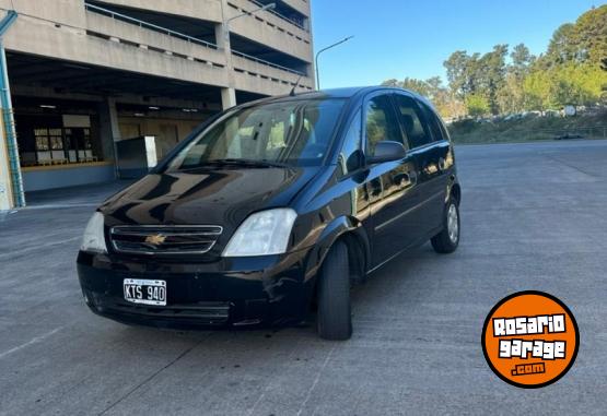 Autos - Chevrolet GL 1.8 N 2012 Nafta 140000Km - En Venta