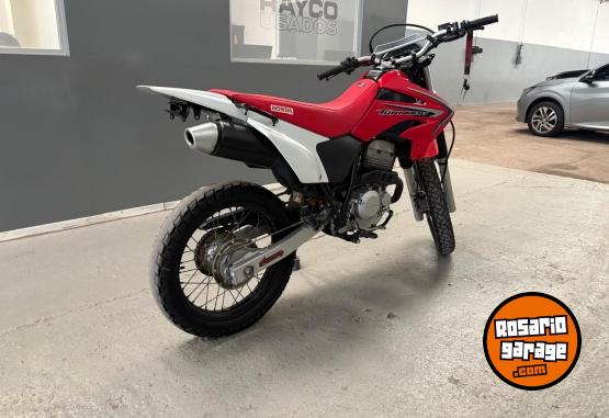 Motos - Honda TORNADO 250 2014 Nafta 20000Km - En Venta
