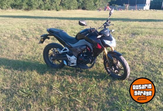 Motos - Honda CB190R 2017 Nafta 22000Km - En Venta
