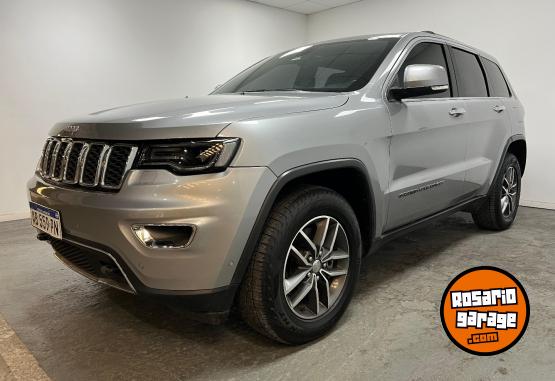 Camionetas - Chrysler JEEP GRAND CHEROKEE LIMIT 2017 Nafta 117664Km - En Venta