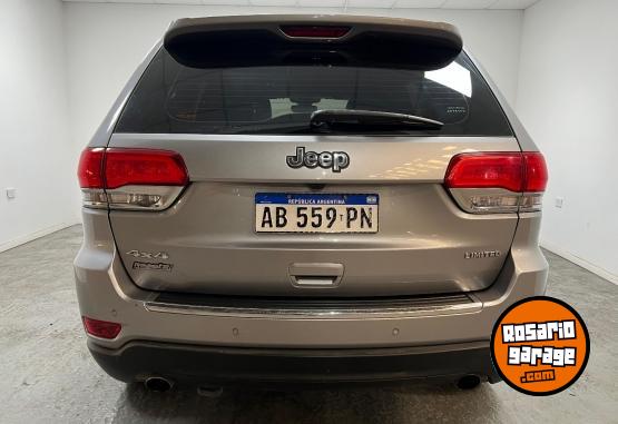 Camionetas - Chrysler JEEP GRAND CHEROKEE LIMIT 2017 Nafta 117664Km - En Venta