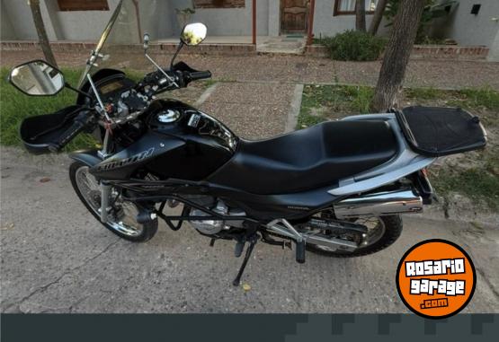 Motos - Honda Falc�n 400 2014 Nafta 43000Km - En Venta