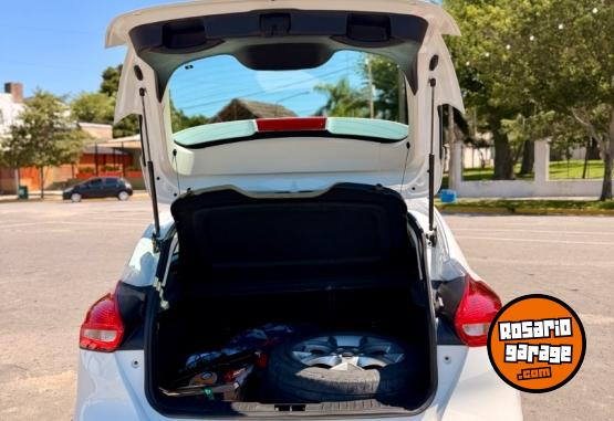 Autos - Ford Focus 2018 Nafta 94000Km - En Venta