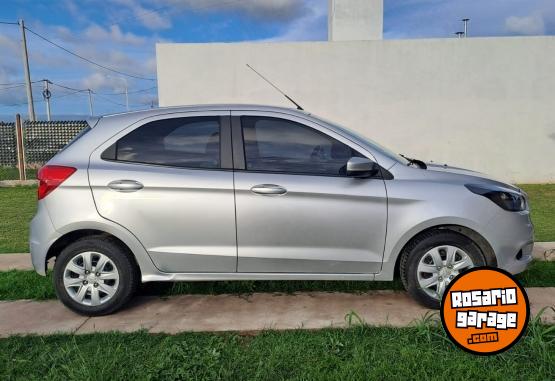 Autos - Ford KA 2016 Nafta 121000Km - En Venta