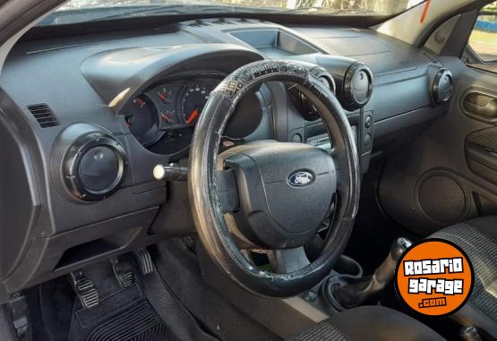 Autos - Ford Xls 1.6 plus 2011 GNC 300Km - En Venta