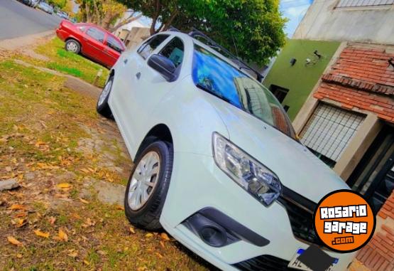 Autos - Renault Logan life 2020 Nafta 140000Km - En Venta