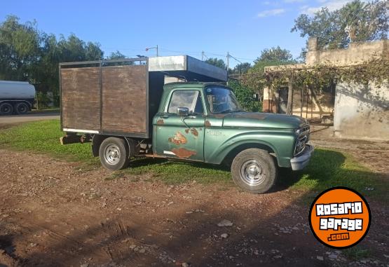 Camionetas - Ford Mudanzera 2017 GNC 22Km - En Venta