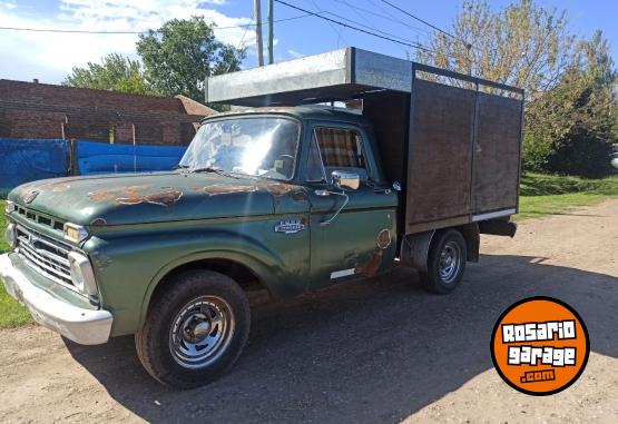 Camionetas - Ford Mudanzera 2017 GNC 22Km - En Venta